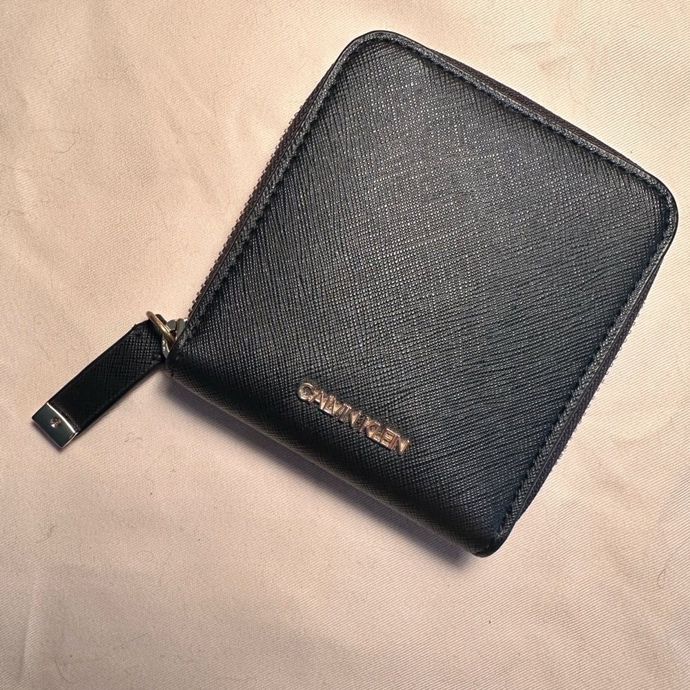 Calvin Klein black wallet - NWOT